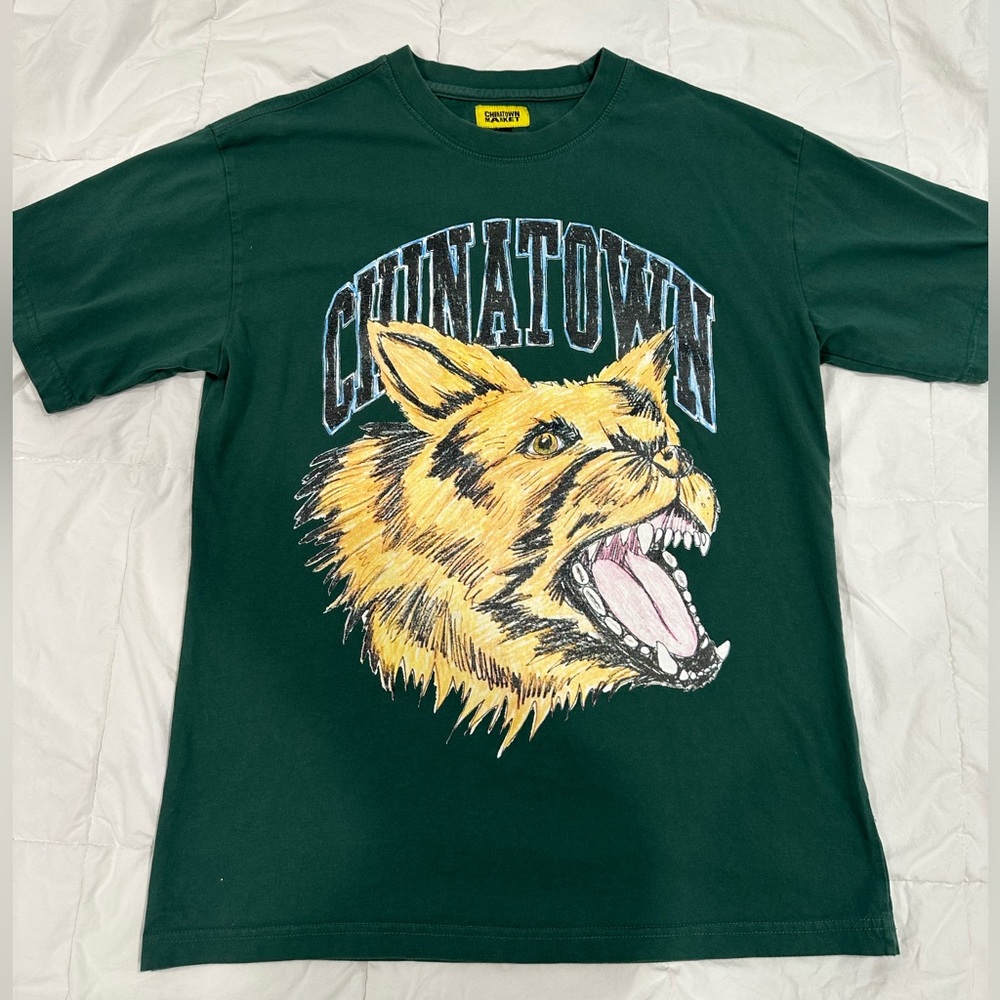 Chinatown Market Green Dog T-shirt sz. L